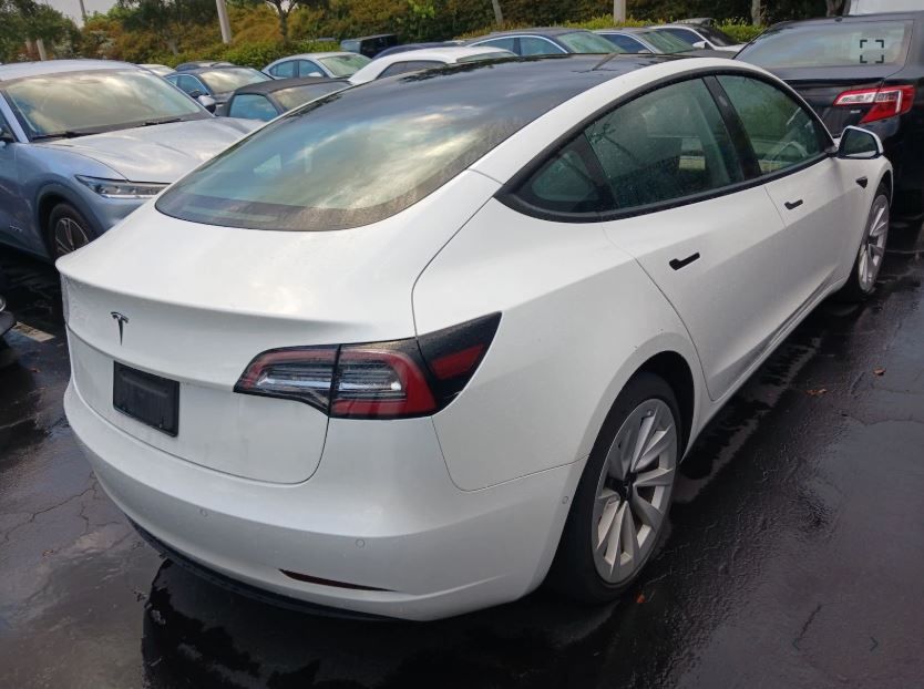 tesla model 3 2021 5YJ3E1EA1MF058812 image tesla model 3 2021 5YJ3E1EA1MF058812 image